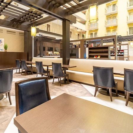 Doubletree Suites By Hilton At The Battery Atlanta Smyrna Εξωτερικό φωτογραφία