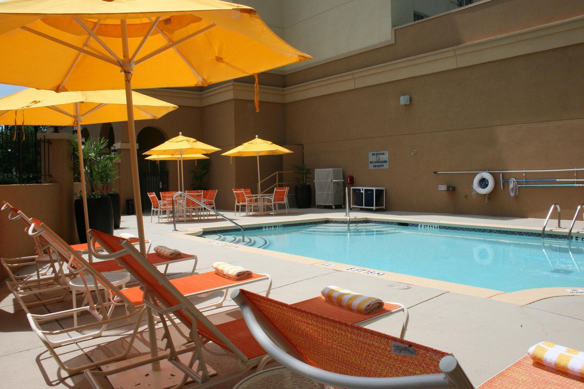 Doubletree Suites By Hilton At The Battery Atlanta Smyrna Εξωτερικό φωτογραφία