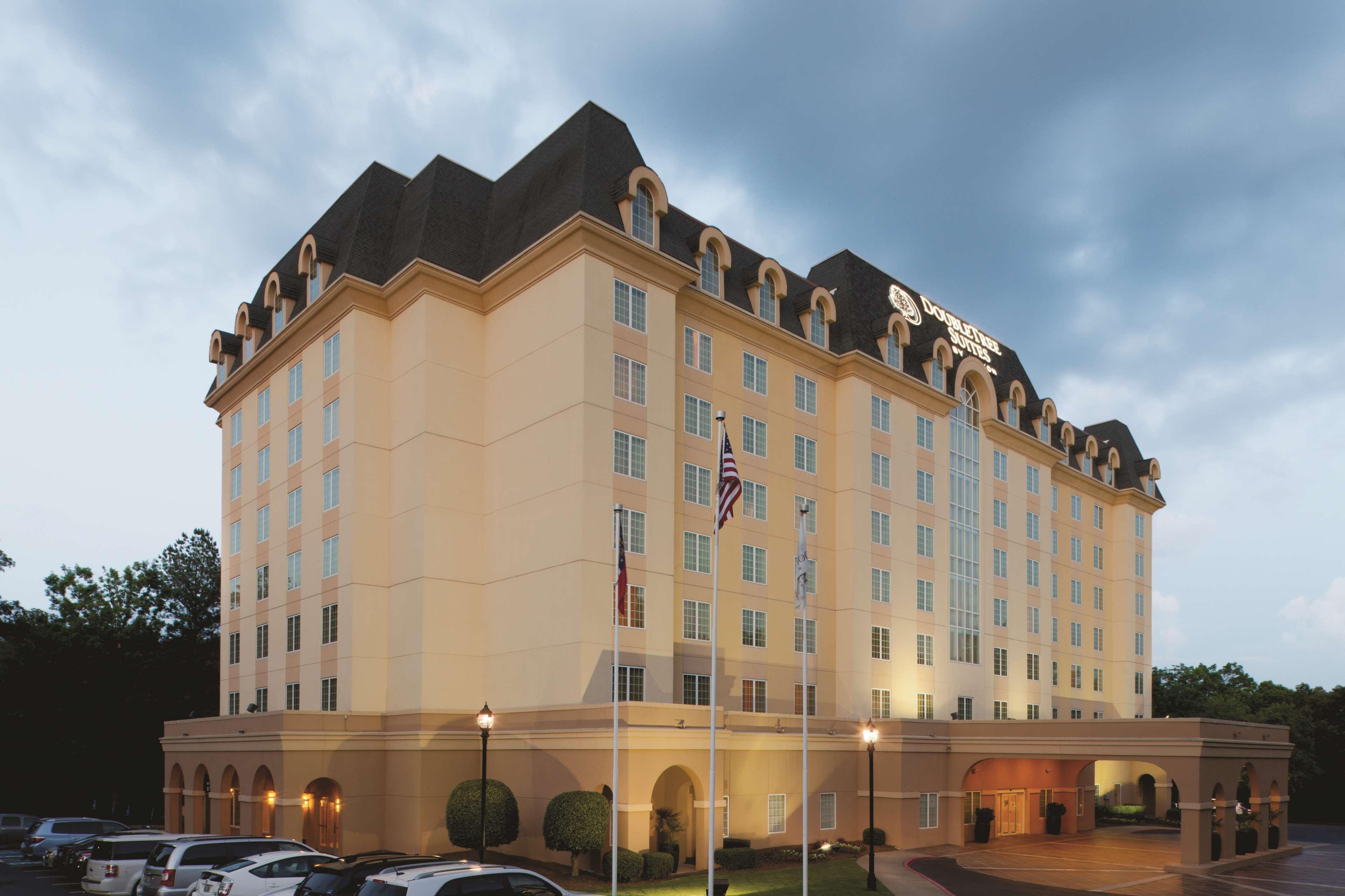 Doubletree Suites By Hilton At The Battery Atlanta Smyrna Εξωτερικό φωτογραφία