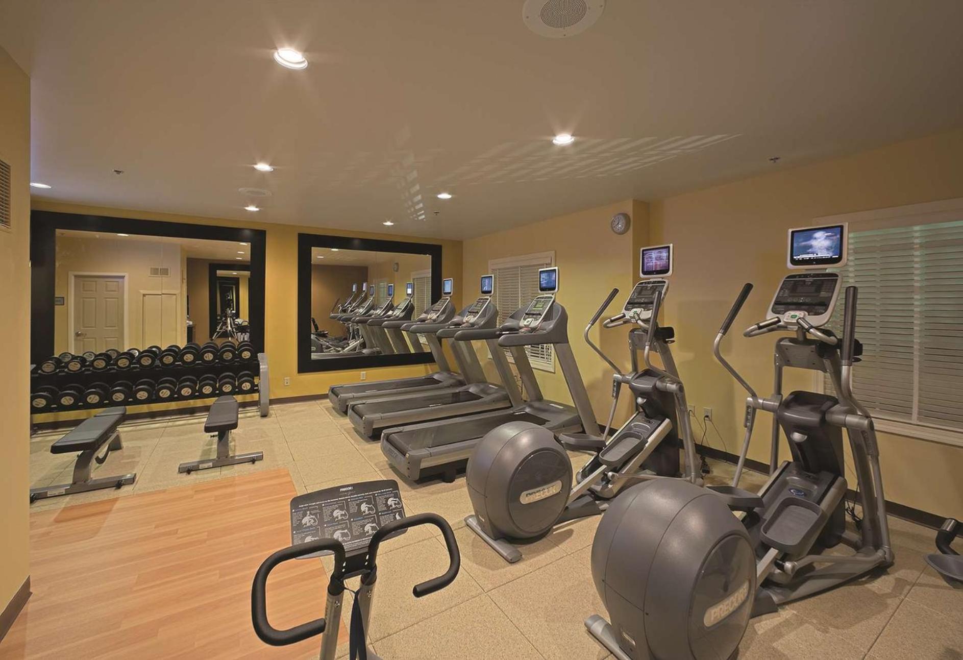 Doubletree Suites By Hilton At The Battery Atlanta Smyrna Εξωτερικό φωτογραφία