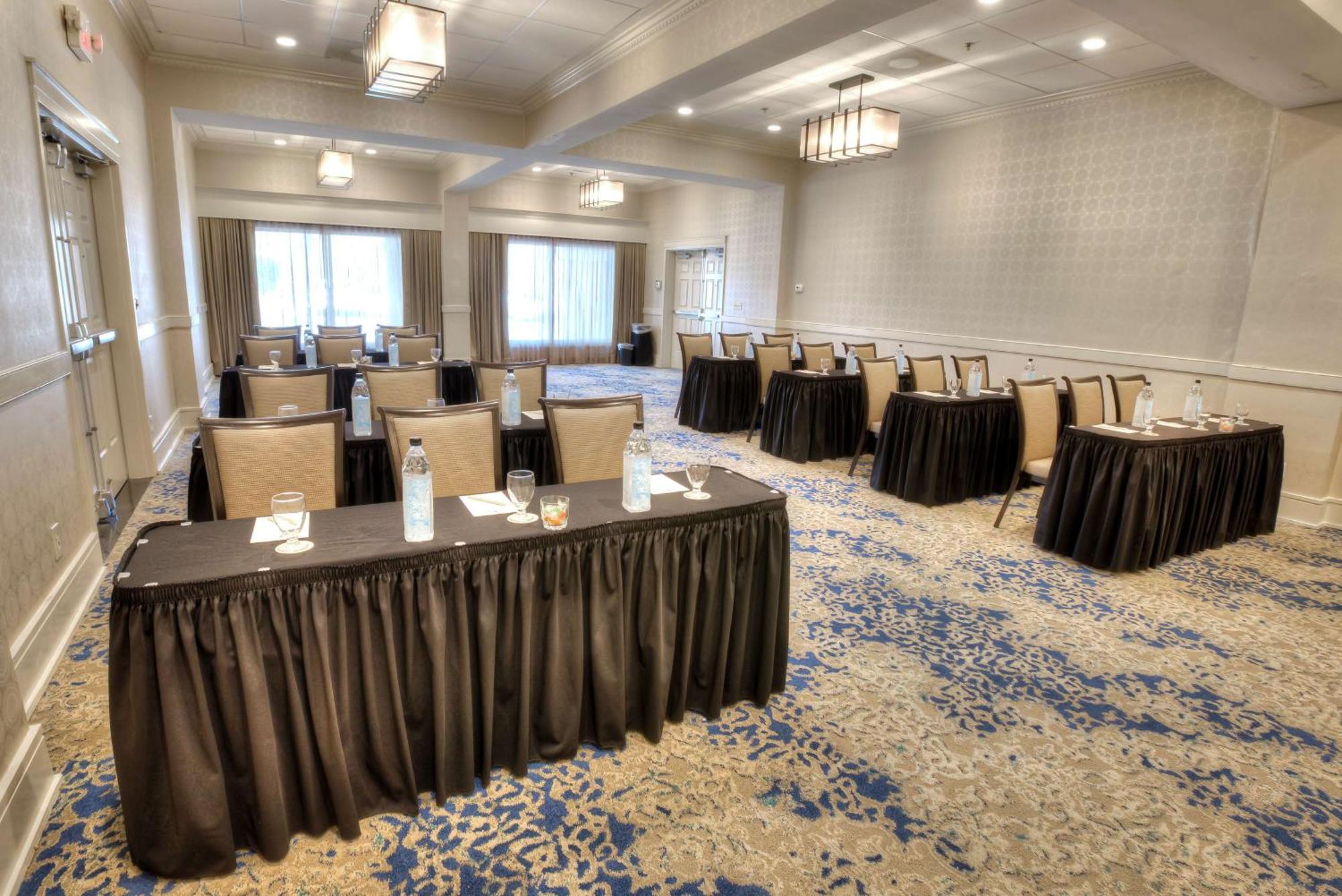 Doubletree Suites By Hilton At The Battery Atlanta Smyrna Εξωτερικό φωτογραφία